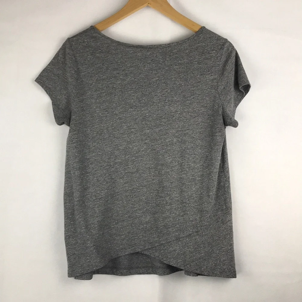 ARTISAN NY Gray Tee Top size M- Basic Yoga Workout Casual Everyday Soft Comfy